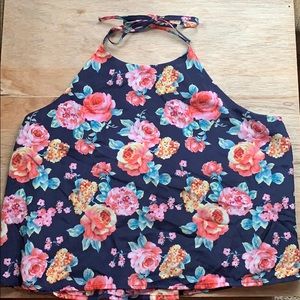 🔴Flora halter top | Forever 21 size M
